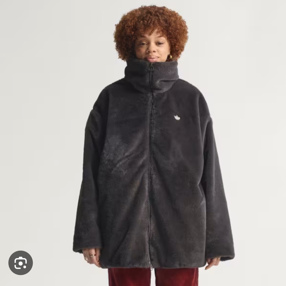 Women's Black Fleece Jacket
